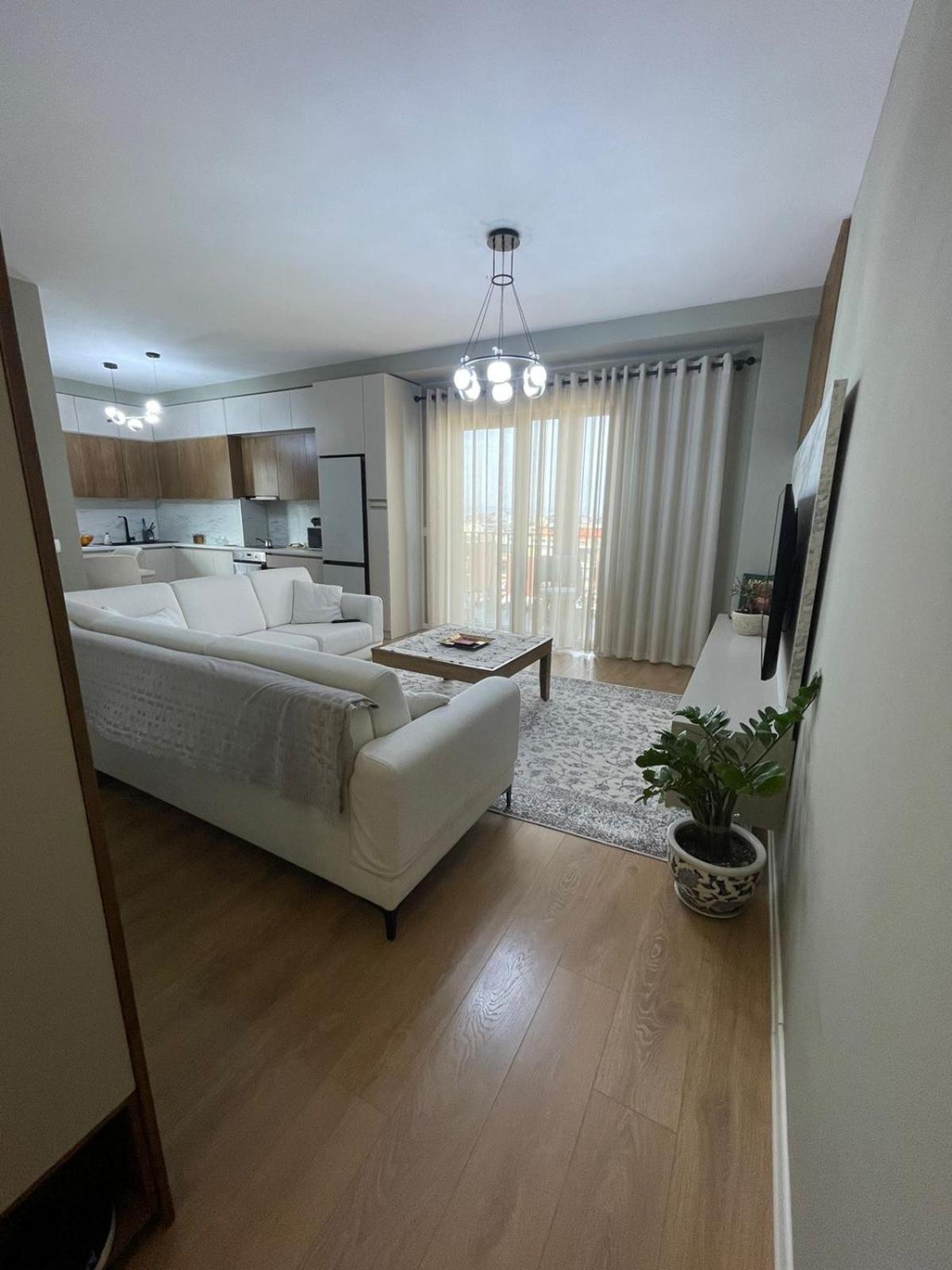 Apartment Garden Building Luxury